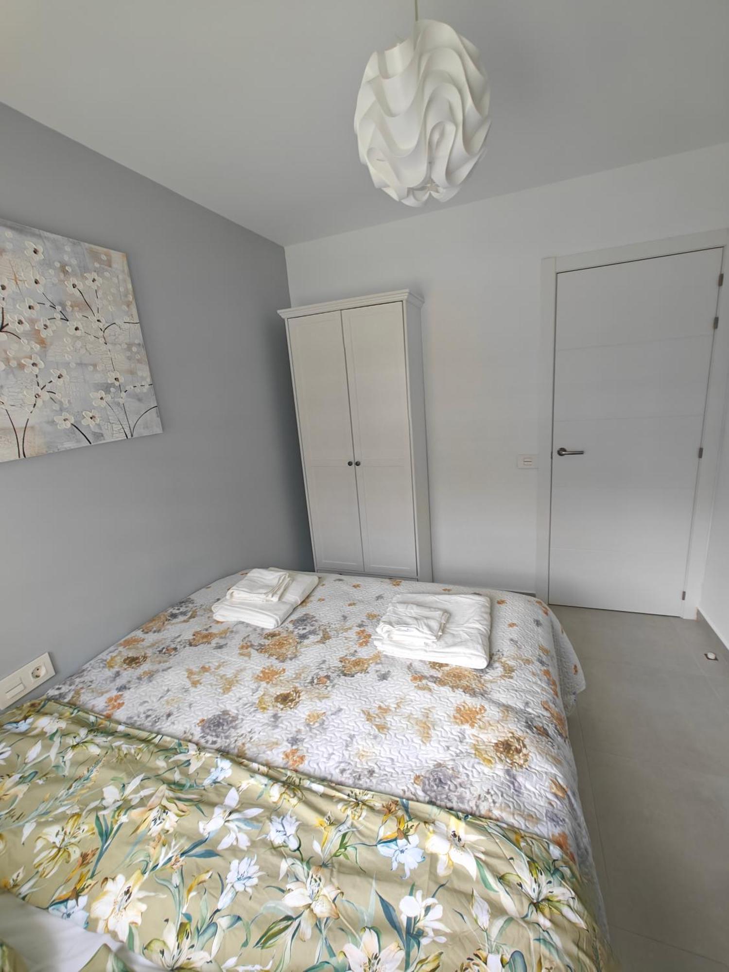 Sun Apartment - 3 Bedrooms, Priv Parking, Pool, Ac, Tv Channels, Fibre Net Los Cristianos  Luaran gambar